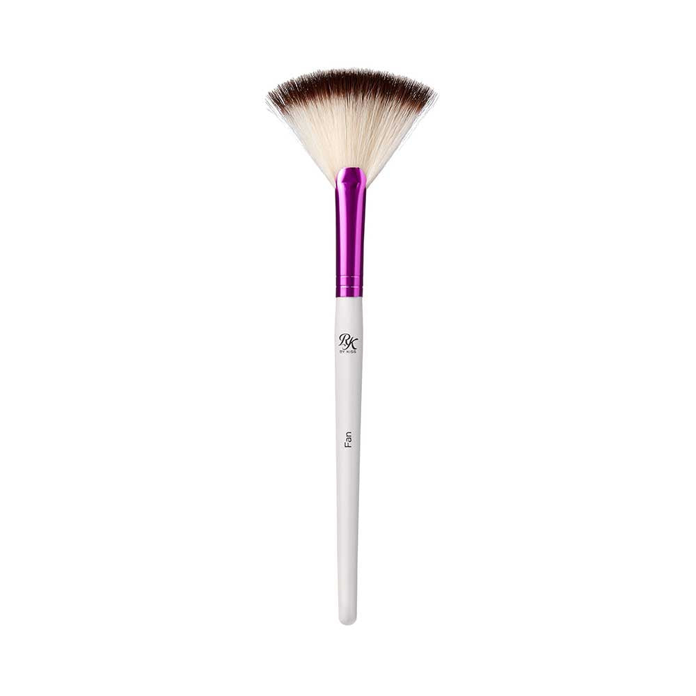 Kiss RubyKisses Fan Makeup Brush